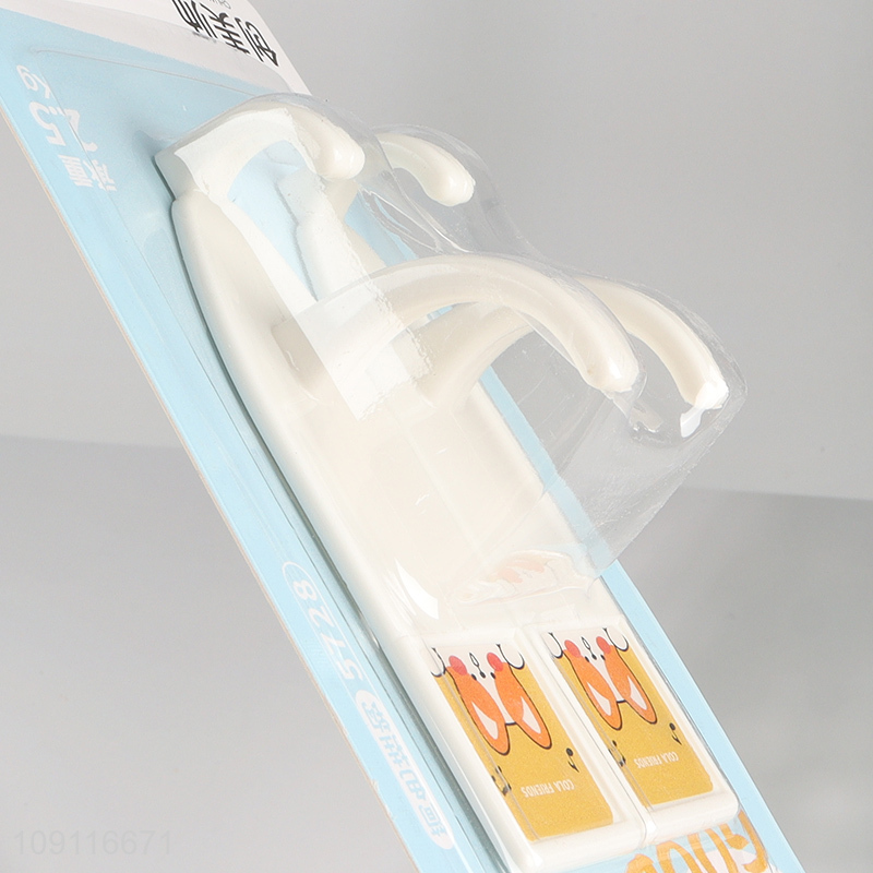 Factory Direct Sale 2PCS Wall Mounted Hooks Adhesive Towel Hooks for Hanging