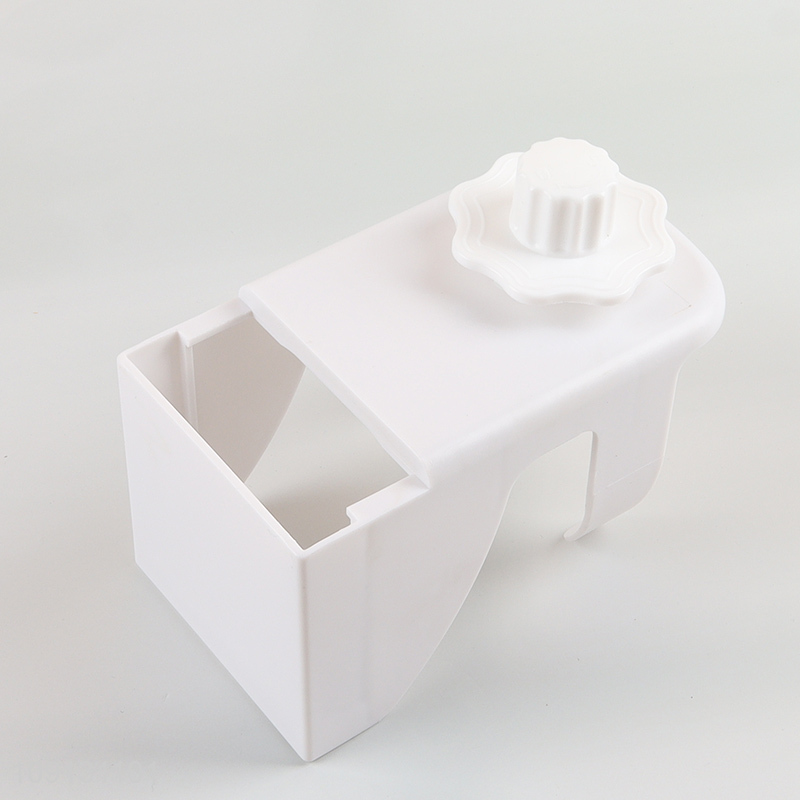 Factory Supply Rabbit Water Feeder Pet Cage Suspended Water Dispenser