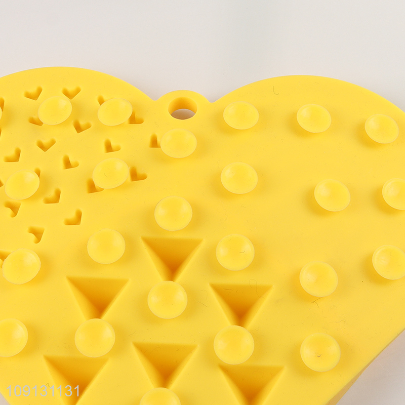 China Imports Silicone Dog Slow Feeder Lick Mat with Suction Cups