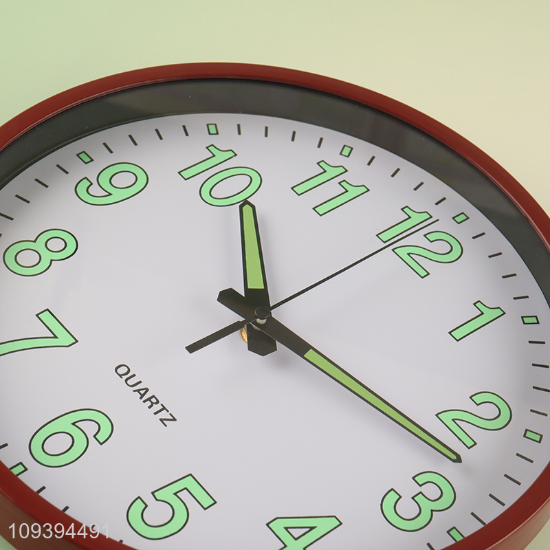 New arrival glow-in-the-dark round wall clock