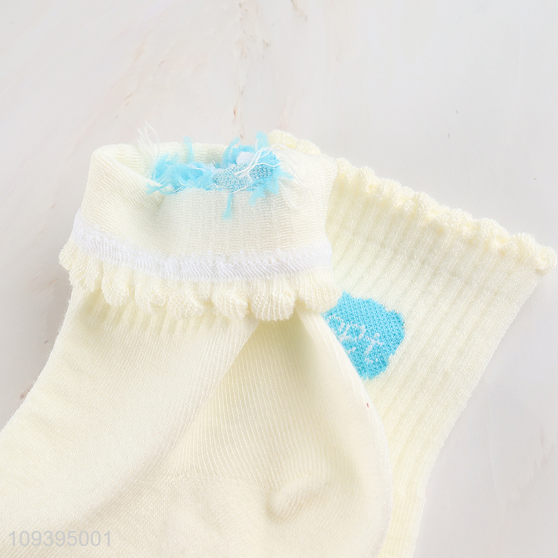 Latest products   ruffled edge embroidered ankle socks