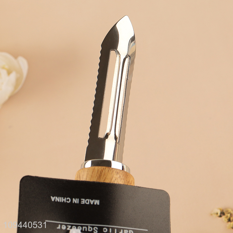 Factory price kitchen gadget vegetable peeler for sale