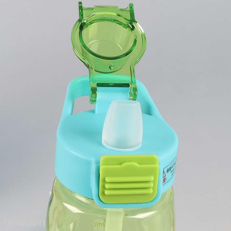 Latest products   portable plastic water bottle with handle