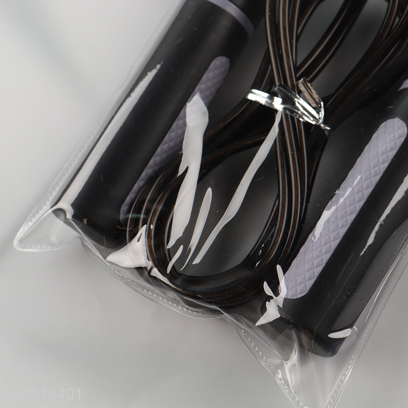 New arrival school students speed jump rope